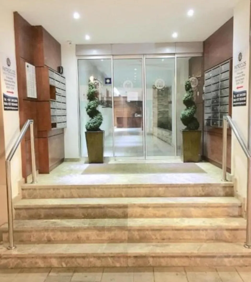 Ithaki Phinikoudes Apartment No. 204 ラルナカ