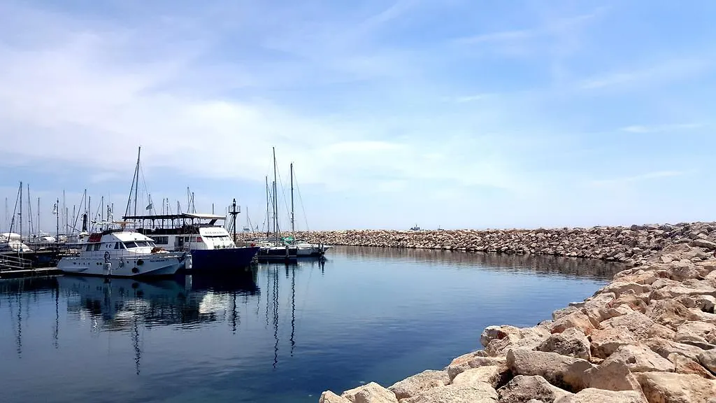Ithaki Phinikoudes Apartment No. 204 Larnaca 0*,